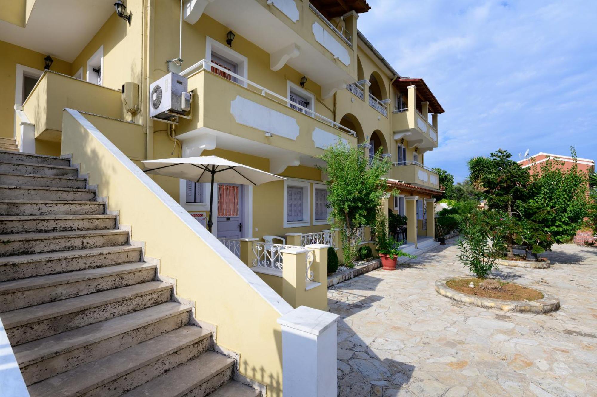 Marina Apartments, Ájos Górdios Eksteriør bilde
