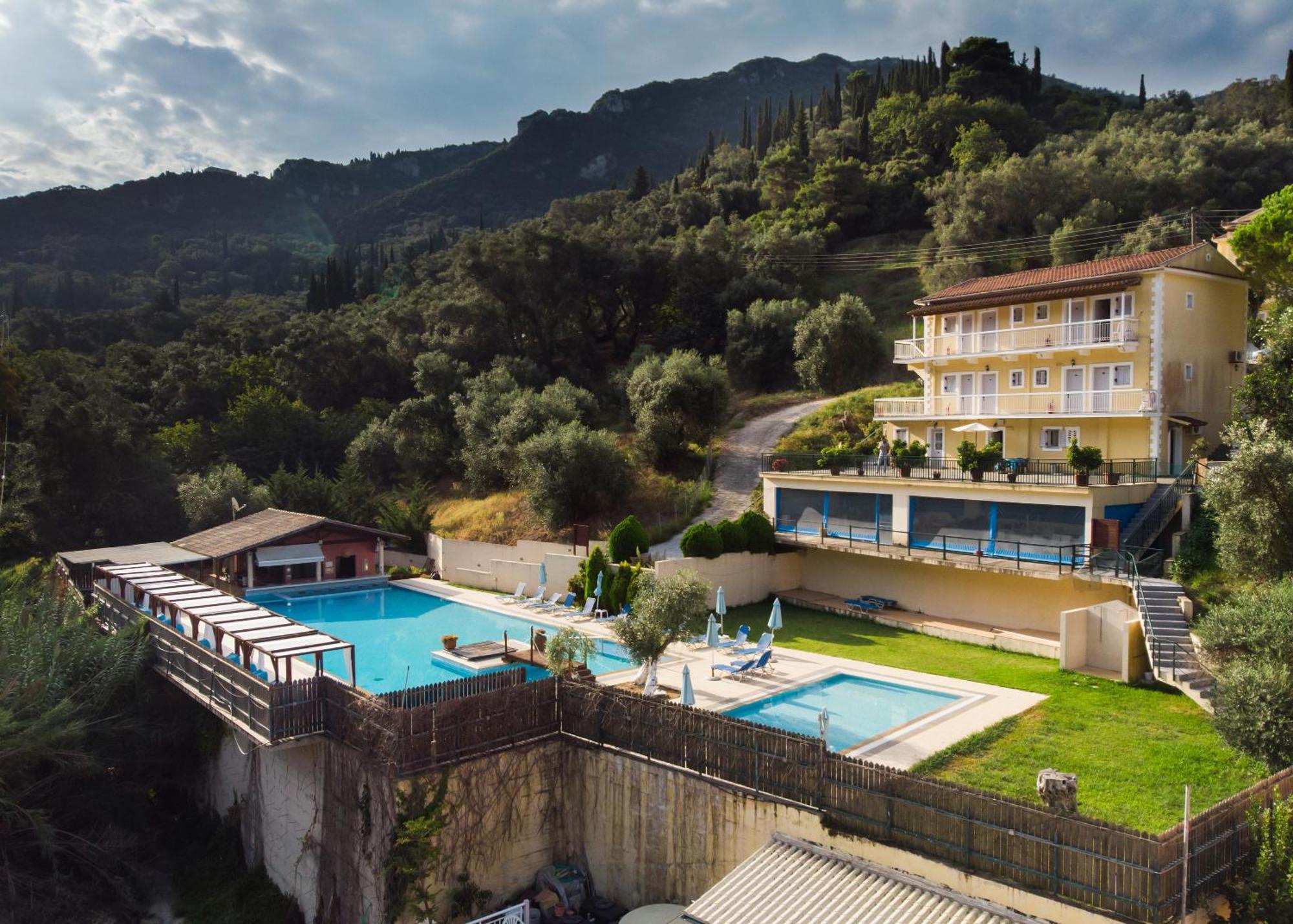 Marina Apartments, Ájos Górdios Eksteriør bilde