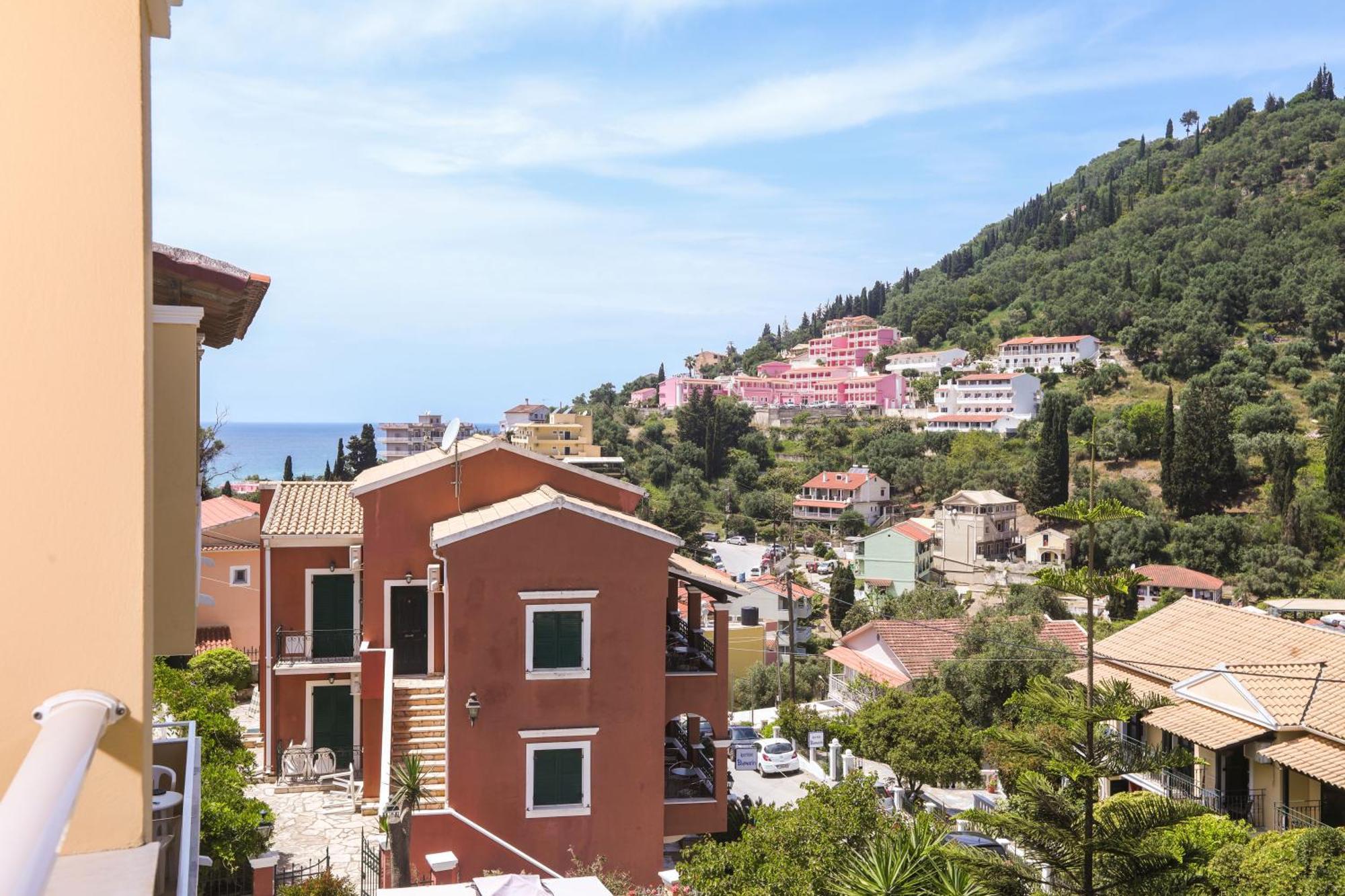 Marina Apartments, Ájos Górdios Eksteriør bilde