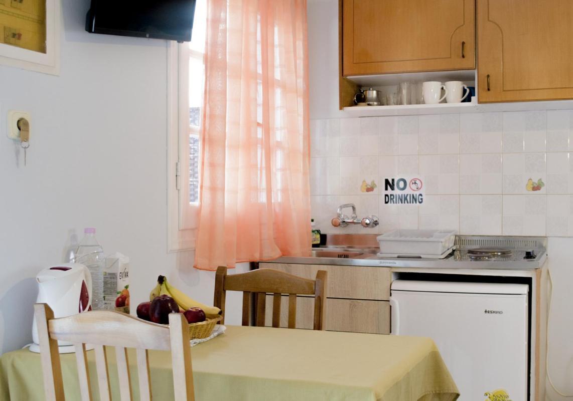 Marina Apartments, Ájos Górdios Eksteriør bilde